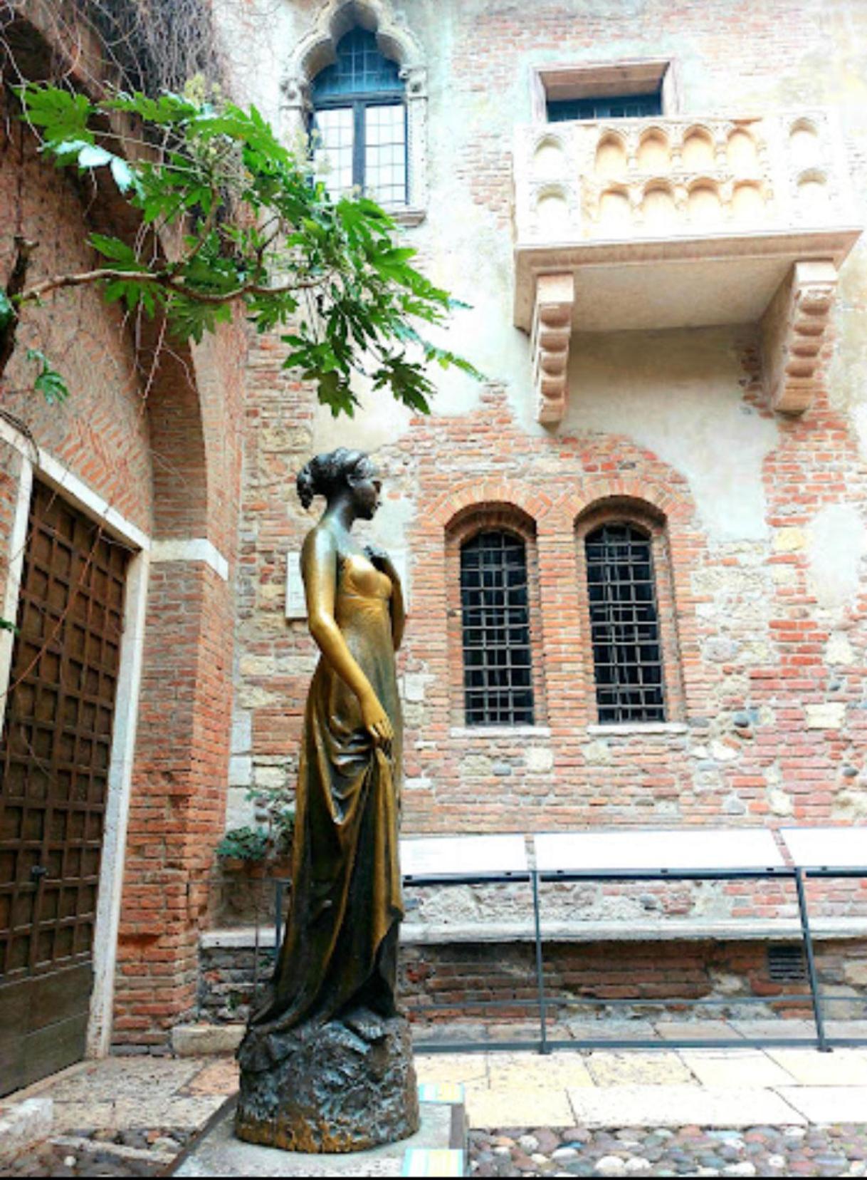 Guest House Pura Vida Verona Esterno foto